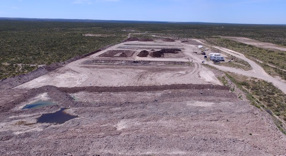 ¿Qué impacto ambiental genera la extracción de materiales?