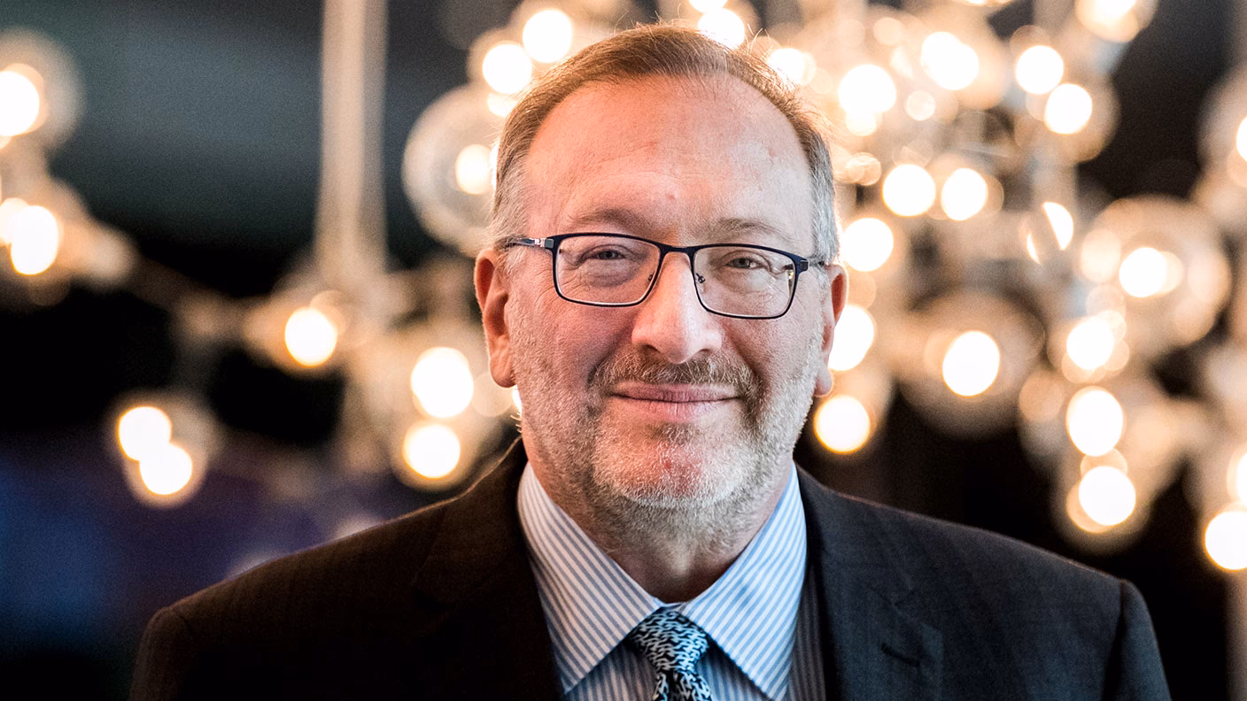 Does Seth Klarman still own Viasat?