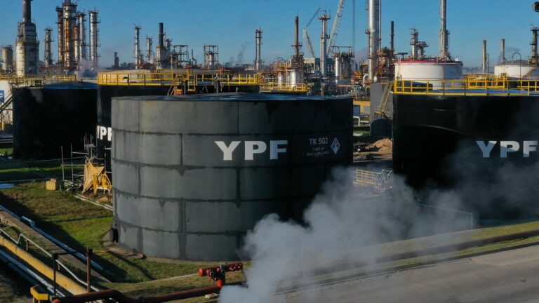 YPF: ¿Qué son IVR y IVP para Inversores?