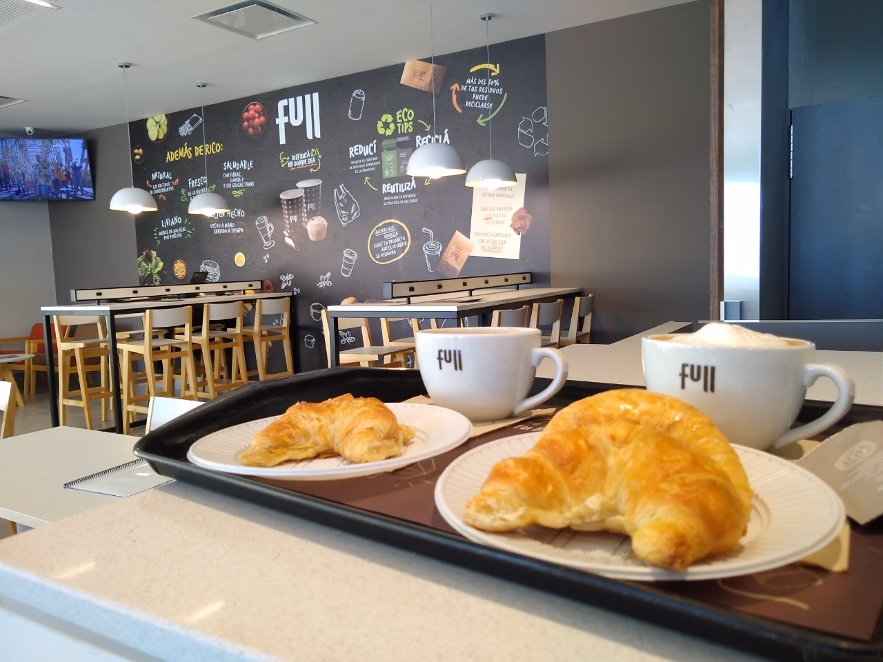 ¿Qué actividades se hacen en una cafetería?