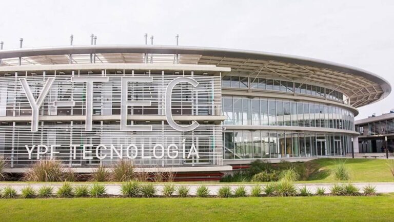 YPF y la Resistencia al Cambio Tecnológico