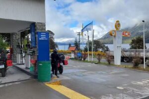 YPF ACA Lago Mascardi