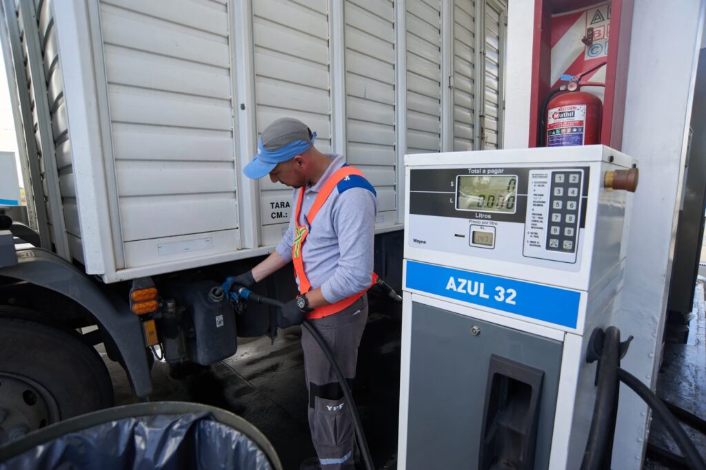 YPF como Agente Institorio: Tu Seguro al Cargar Nafta