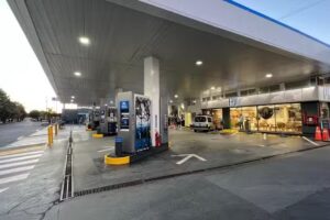 YPF – BORNORONI HNOS SRL