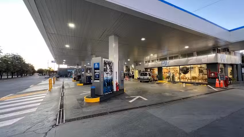 YPF – BORNORONI HNOS SRL