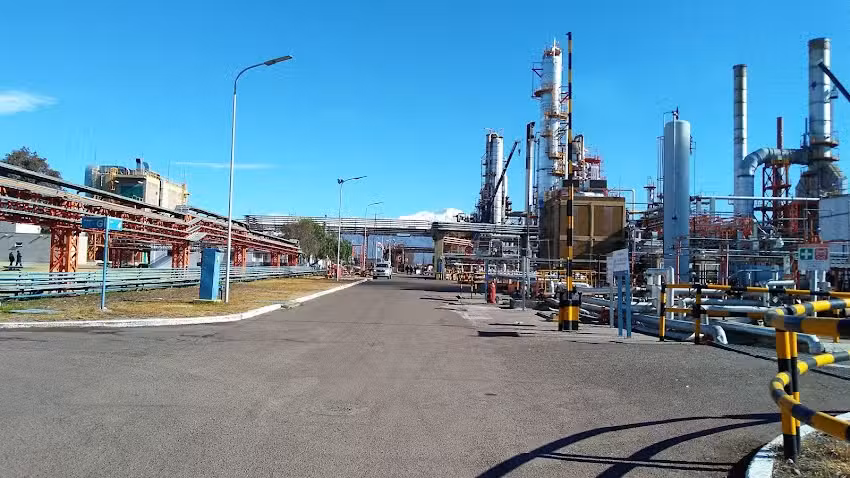 YPF Complejo Industrial Luján de Cuyo