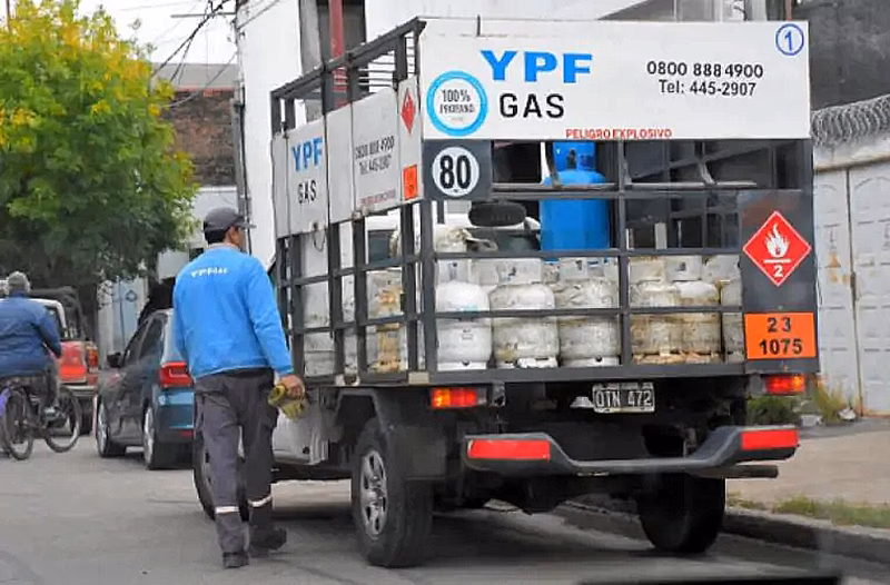 ¿Número de WhatsApp de YPF gas?