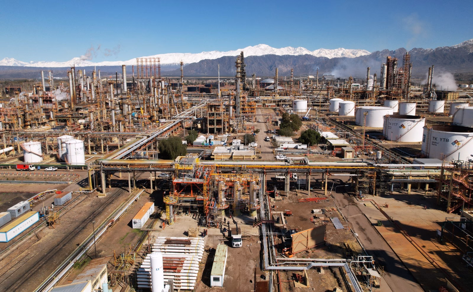 What is the capacity of Lujan de Cuyo refinery?