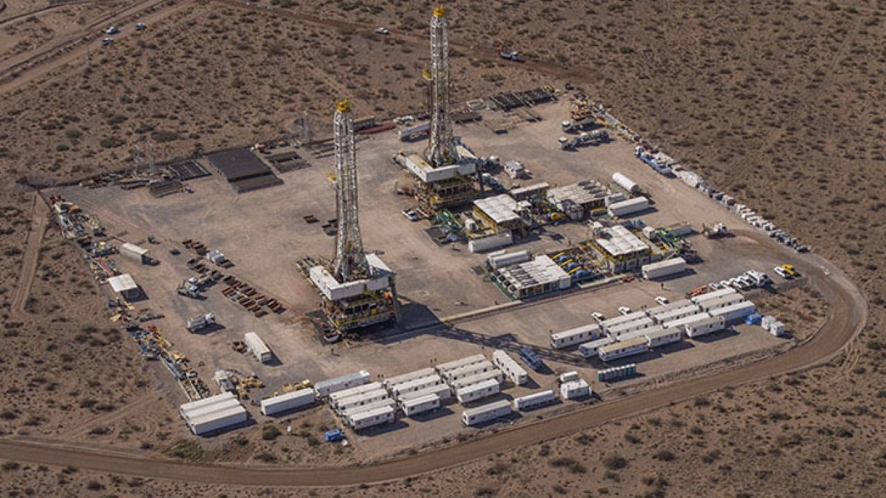 ¿Por qué Chevron está teniendo dificultades?