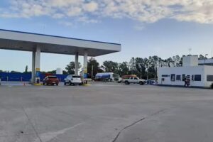 YPF Trivia S.R.L. GNC