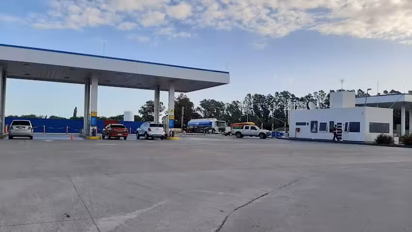 YPF Trivia S.R.L. GNC