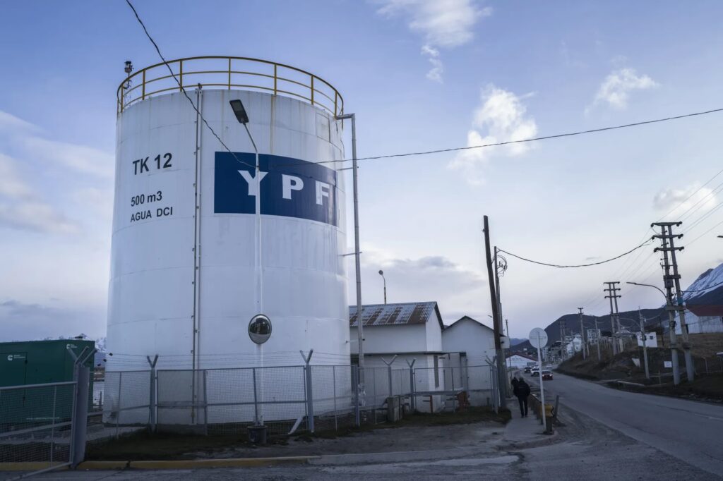 YPF: Crónica de una Nacionalización Emblemática