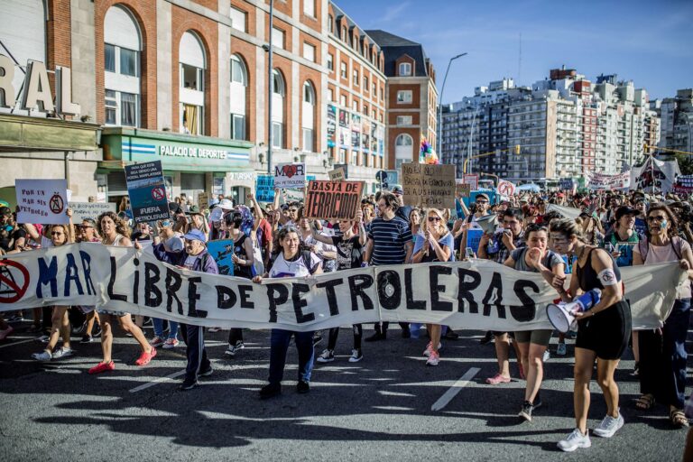 YPF y Pueblos Originarios: Diálogo y Futuro