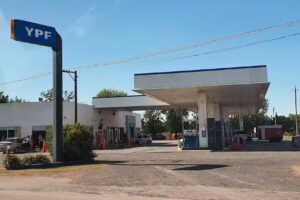 YPF y GNC